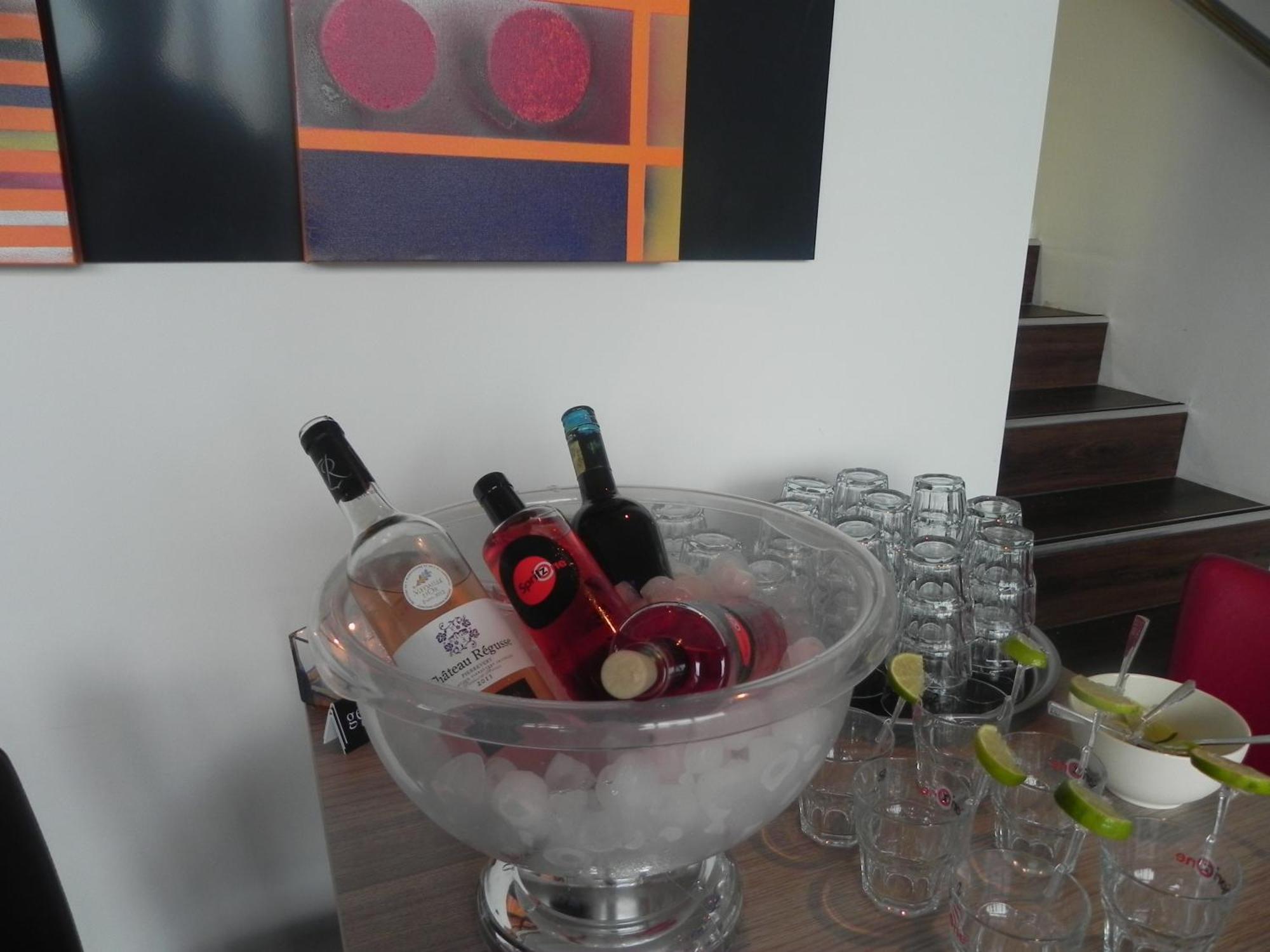 Hotel - Restaurant Uit De Kunst Vijlen Eksteriør billede
